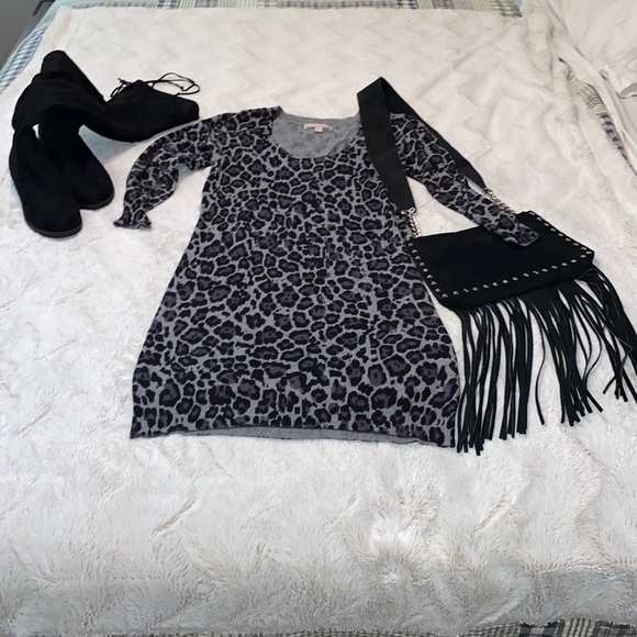Banana Republic Cheetah print cotton viscose blend sweater dress NWOT. size XS - Picture 14 of 14